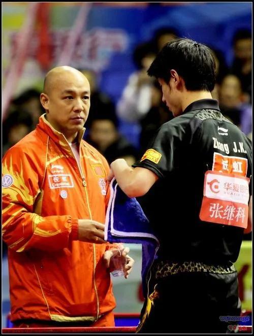 肖战个人资料简单介绍(国乒教练肖战的不凡人生)