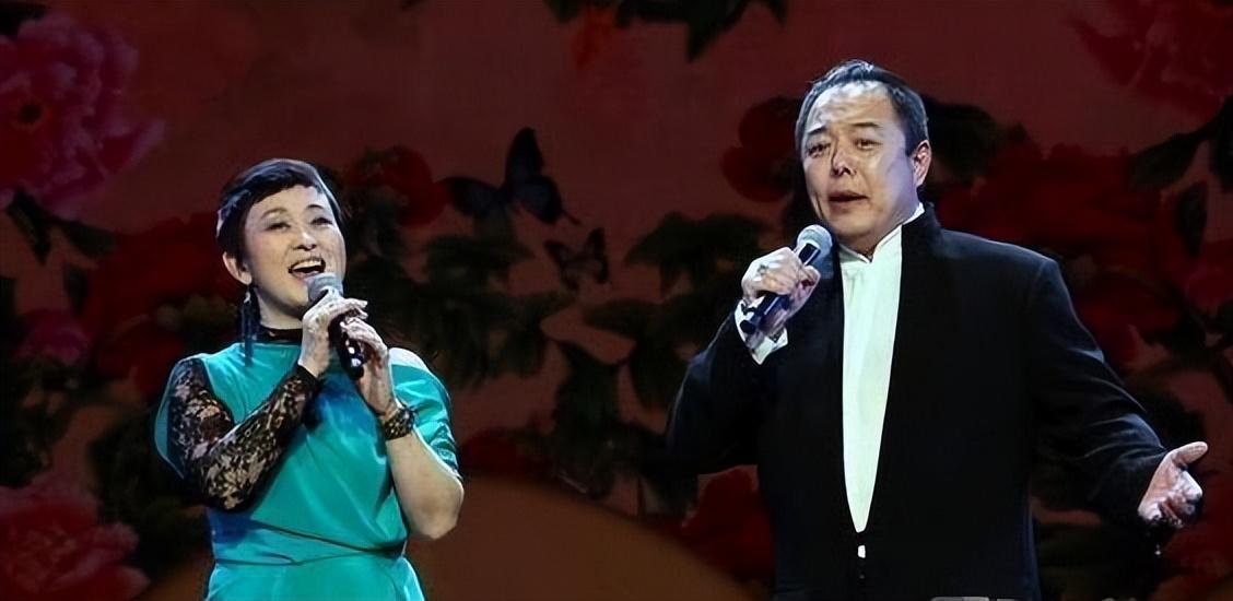 张铁林个人资料 事实证明,英国国籍的他,早已走向另一条大道