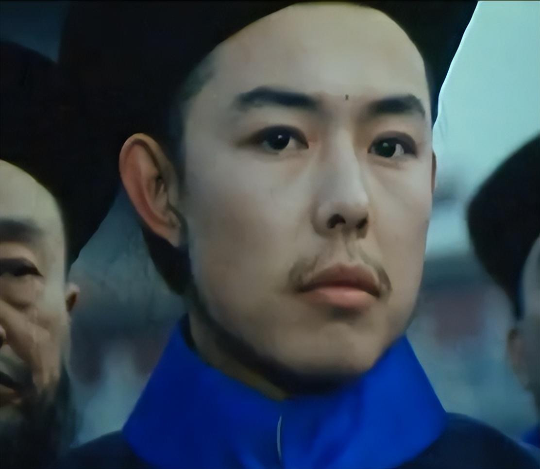 张铁林个人资料 事实证明,英国国籍的他,早已走向另一条大道