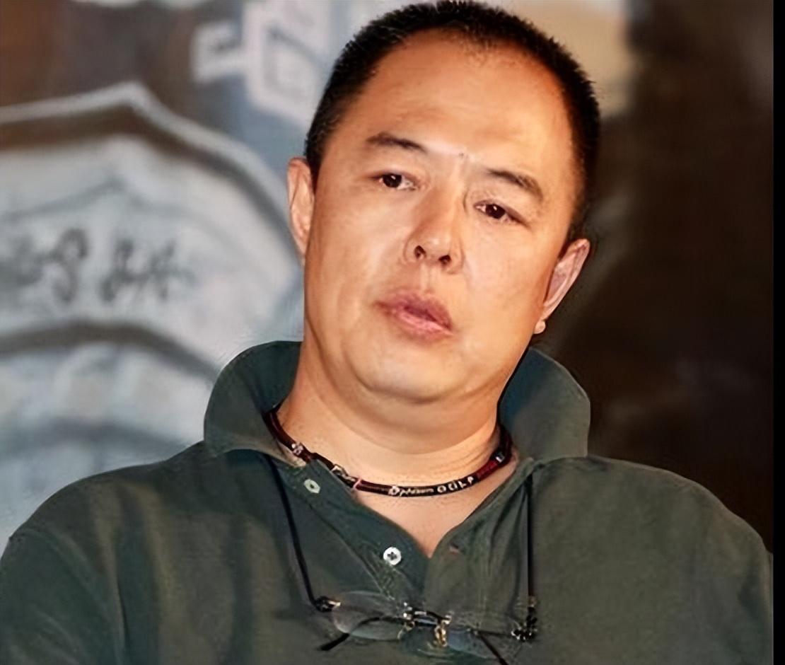 张铁林个人资料 事实证明,英国国籍的他,早已走向另一条大道