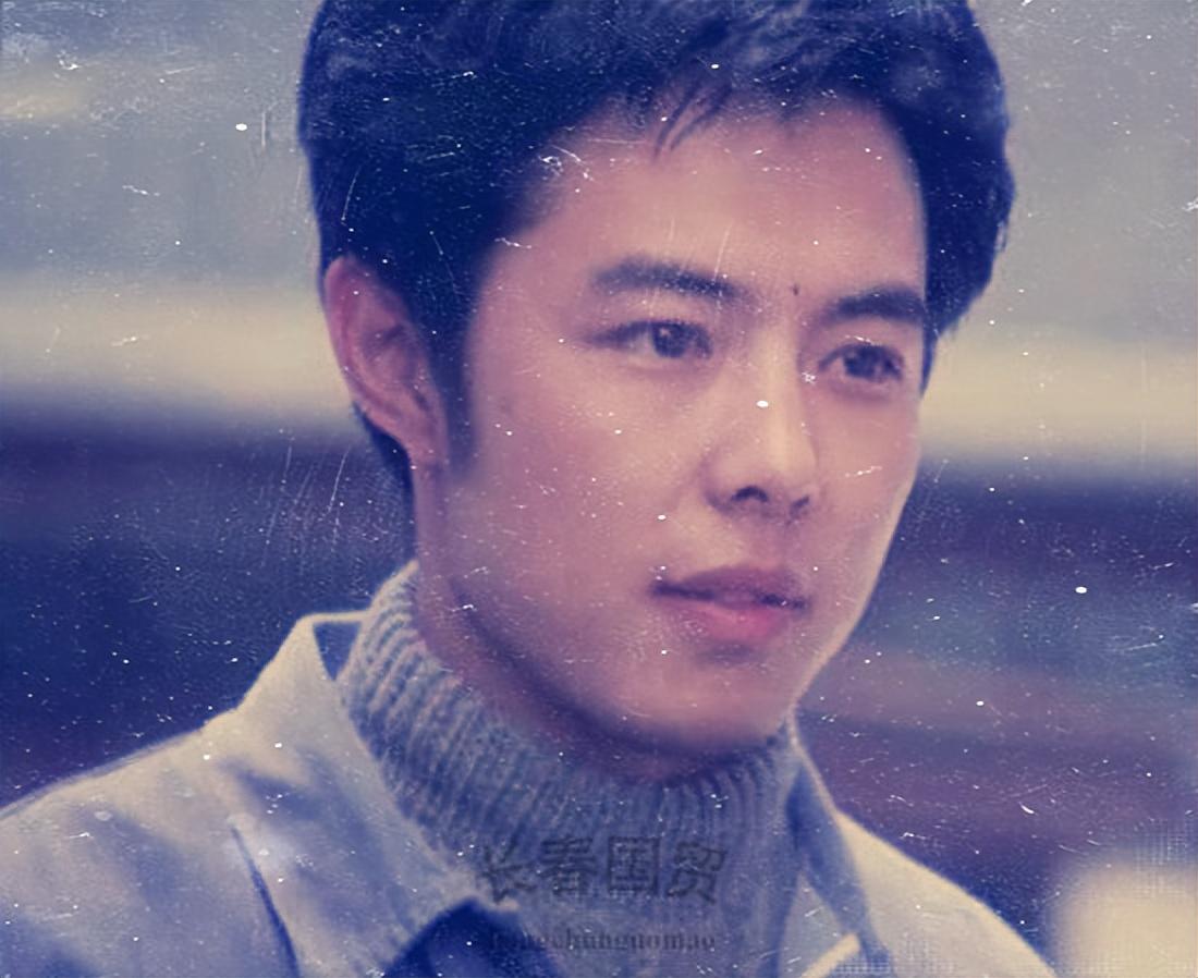 张铁林个人资料 事实证明,英国国籍的他,早已走向另一条大道