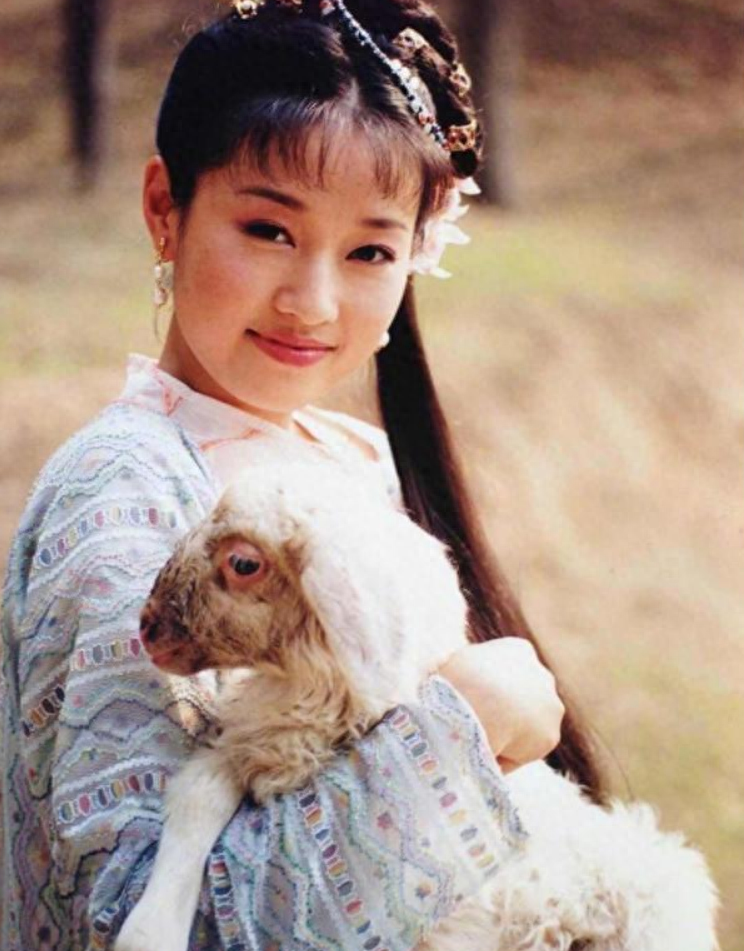 马伊琍个人资料:与文章离婚四年,人间清醒专注事业,只做自己的女主角