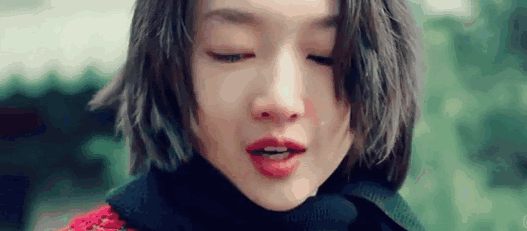 周冬雨是谁(“草根影后”周冬雨:18岁成名,29岁“封神”,她凭什么?)