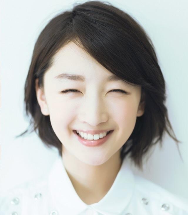 周冬雨是谁(“草根影后”周冬雨:18岁成名,29岁“封神”,她凭什么?)