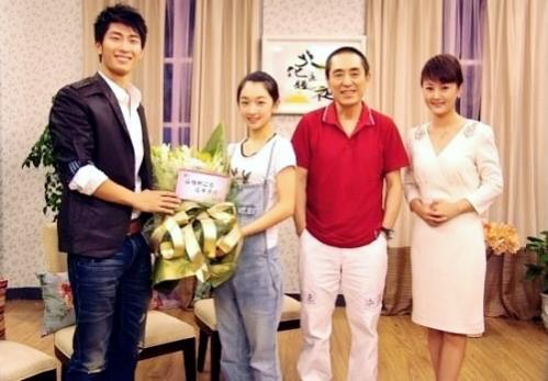 周冬雨是谁(“草根影后”周冬雨:18岁成名,29岁“封神”,她凭什么?)