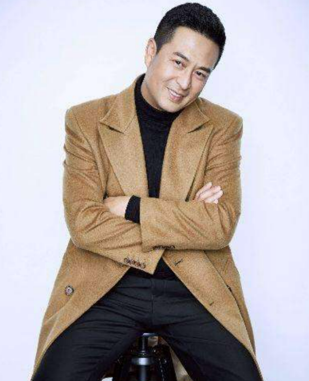 张嘉译前妻是谁(知名演员杜珺:与张嘉译离婚后,现在人生状况怎样?)