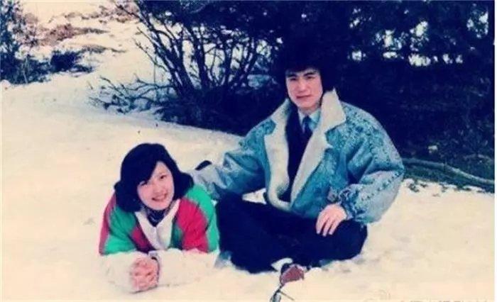 哈文现在老公是谁(春晚导演哈文:丈夫李咏病逝三年没有再嫁)