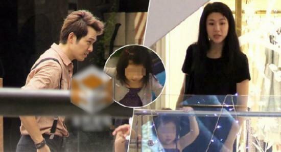 钟汉良的妻子是谁啊(钟汉良的隐婚妻子谢易烨,知名设计师,不老男神霸屏背后的贤内助)