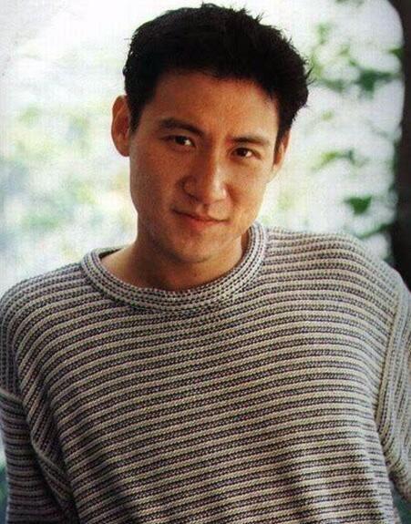 张学友老婆是谁(张学友和妻子罗美薇的故事令人感动,怪不得天王这么宠她)