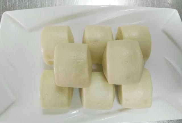 蒸馍发面怎么发，食堂怎么发面蒸馒头？图1