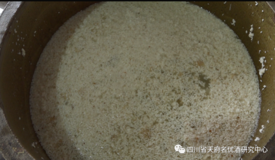 酿酒 下曲 什么意思