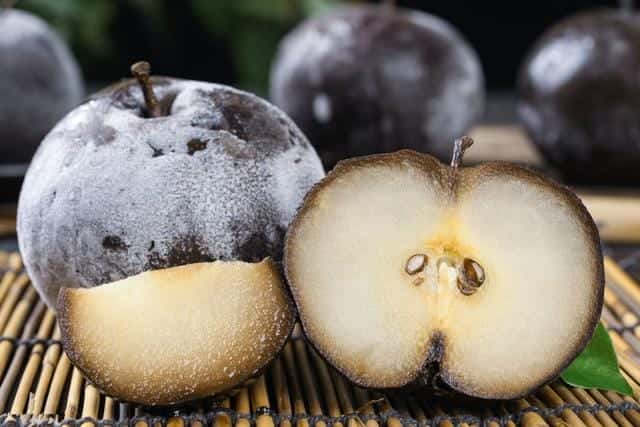 冻梨不冻了还能吃吗（在冰箱冻梨为什么不黑）