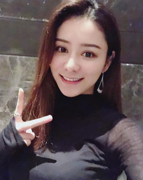 林峰新女友张馨月家庭背景遭扒 两人怎么认识的恋爱过程曝光