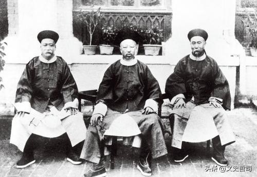 李莲英为何能全身而退？死前自己总结了十六个字，值得深思