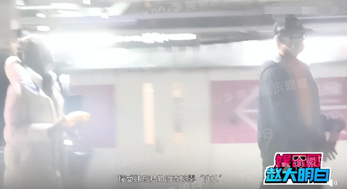 韩东君恋情疑似曝光！与性感美女车库接吻太甜蜜，称呼宝贝秀恩爱