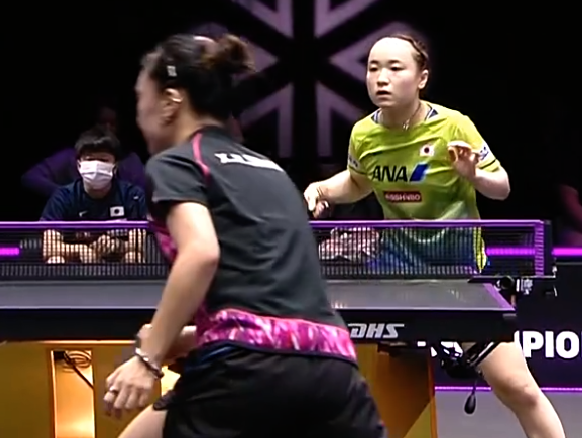 伊藤美诚打疯了！3-0横扫华裔名将单晓娜，大获全胜晋级女单八强