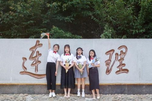 毕业照合影尺寸  毕业照合影尺寸一般多大-第1张图片-