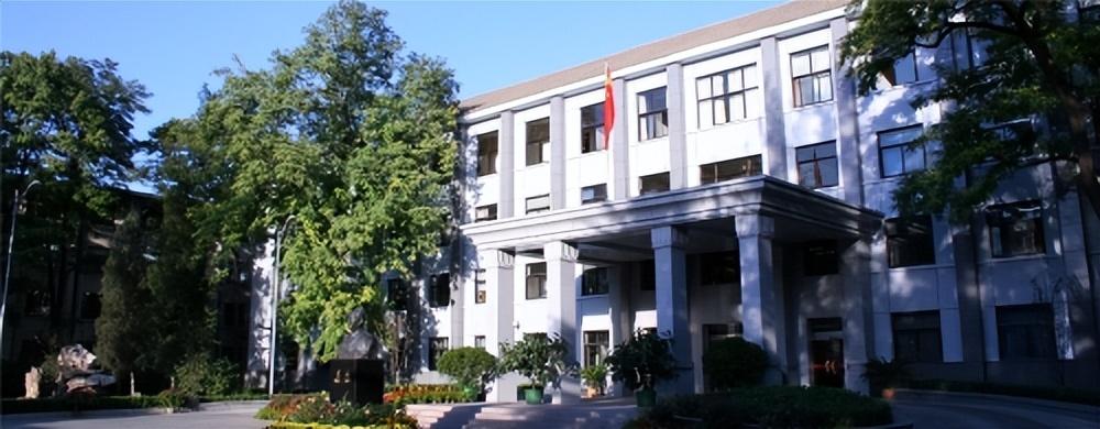 外交学院真实的就业去向(外交学院就业前景与待遇)