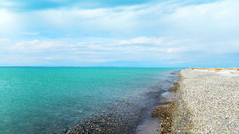 乌伦古湖在哪里(乌伦古湖是淡水湖还是咸水湖)