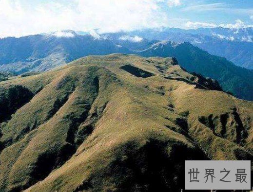 重庆市的最高点,主峰阴条岭海拔2886米