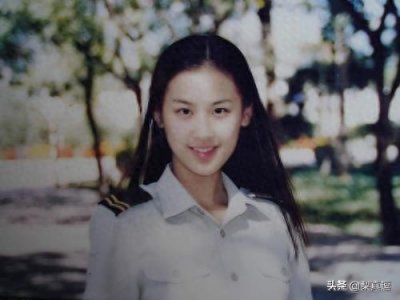 ​黄圣依出道史，以及她背后的故事