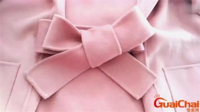 ​蝴蝶结最简单的打法 蝴蝶结的寓意和象征