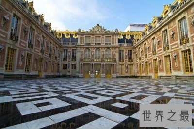 ​世界上最大的宫殿是哪个？不是故宫而是凡尔赛宫