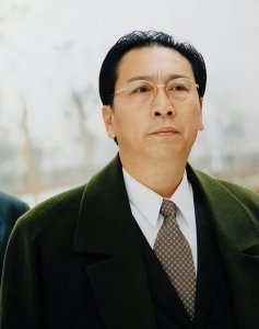 ​毕彦君个人资料：和陈晓旭有过一段婚姻，低调拍戏36年，曾哀求她不要出家