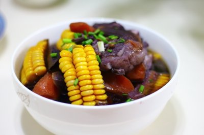 ​羊排汤怎么做好喝又香？这样做，鲜香味美，膻味全无