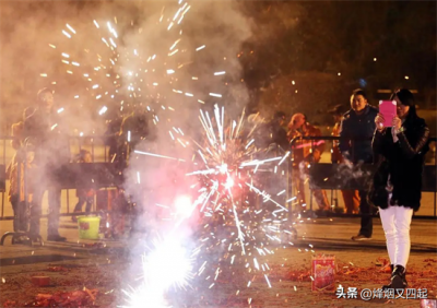 ​烟花禁放令是谁提出的？如今你还支持吗？