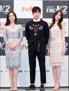 ​池昌旭在韩国火吗(媒体直接称这是池昌旭的时代)