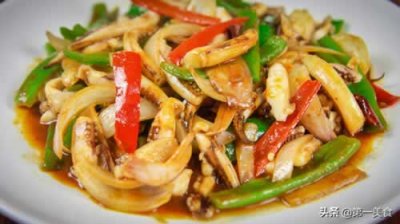 ​鱿鱼怎么炒好吃？试试这种做法，香辣鲜脆一点也不腥，超下饭