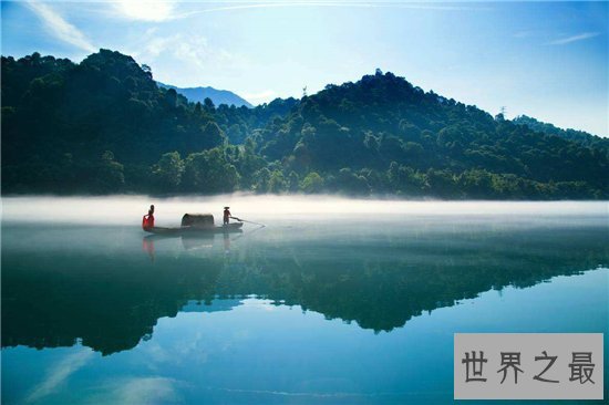 中国十大最美湖泊，去其中任何一个都不枉此生！