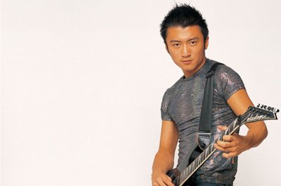 ​谢霆锋演过的电影  谢霆锋个人生活