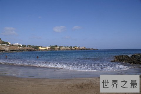 世界十大最长海滩，普腊亚卡西努海滩全长达到132英里！