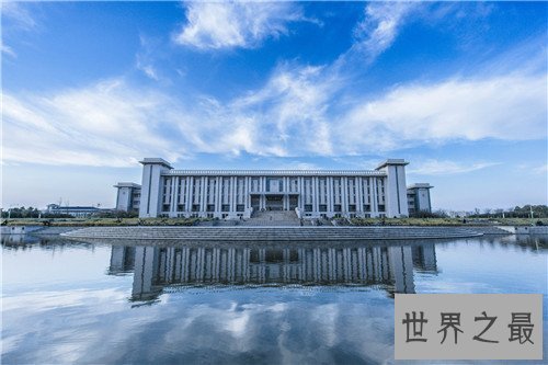 江苏大学排名,所少人挤破脑袋想来这里上学