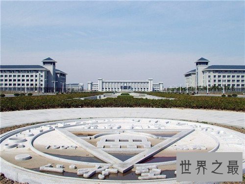 江苏大学排名,所少人挤破脑袋想来这里上学