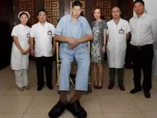 中国最高的人前十名是谁？姚明居然没有上榜