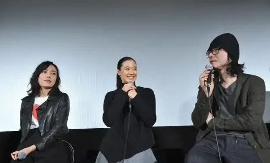 皮肤不算白皙的苍井优,依然是日本纯欲系的代表