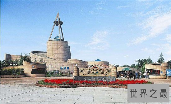 三星堆遗址存在千古之谜,出土不少眼球突出的文物