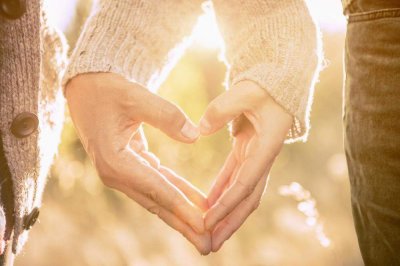 ​感情淡了怎么挽救 感情淡了会有什么表现