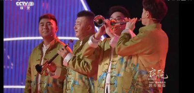 ​王耀庆(央视跨年晚会：王耀庆沉浸式唱跳，陈小春京剧扮相，真是惊喜不断)