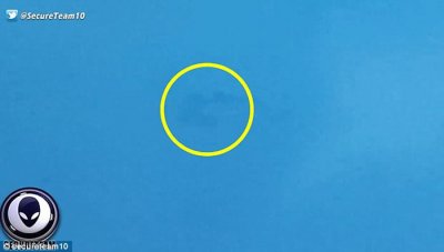 ​美国男子发现自己住宅上空云层中隐藏着一个UFO