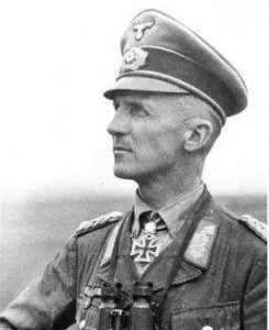 ​曼陀菲尔简介（曼陀菲尔纳粹德国坦克兵上将）