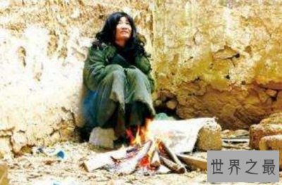 ​天下第一懒人杨锁，因不肯自己吃饭而饿死在家