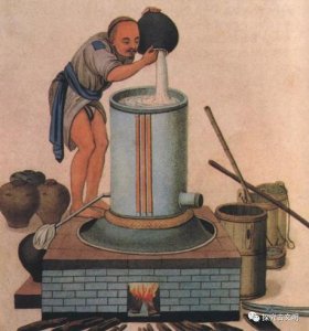 ​乌苏啤酒喝多少就醉了  乌苏啤酒喝几瓶算酒量好