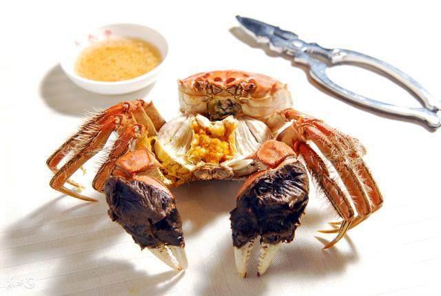阳澄湖大闸蟹怎么吃？食阳澄湖大闸蟹注意事项
