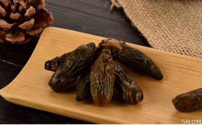 槟榔吃多了会怎么样 槟榔放在啤酒里面有什么效果