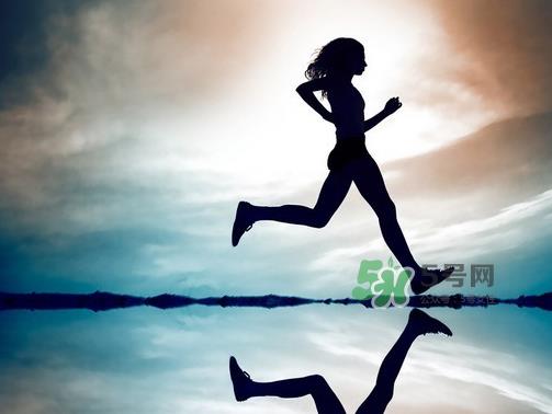 三伏天可以跑步吗_三伏天跑步好吗_注意事项