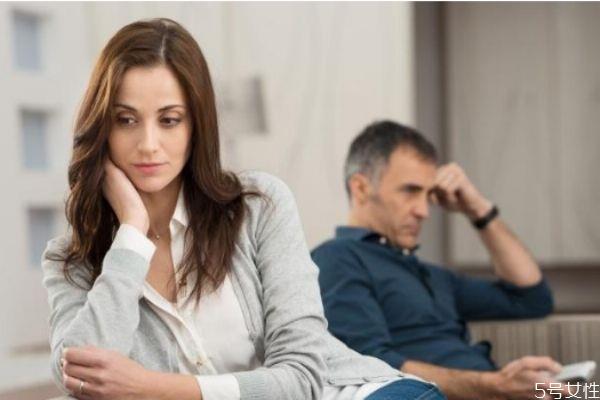 如何挽回出轨丈夫 老公出轨怎么修复关系